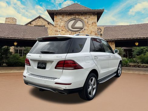 Used 2019 Mercedes-Benz GLE 400 GLE 400 image 2