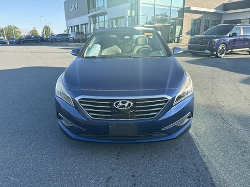 Used 2015 Hyundai Sonata Limited w/ Option Group 06 FWD image 2