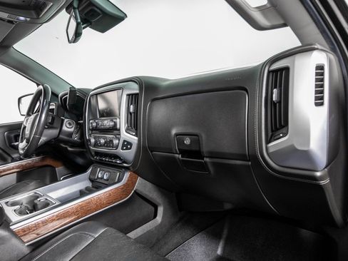 Used 2017 GMC Sierra 1500 SLT image 16