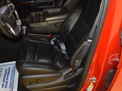 Used 2014 GMC Sierra 1500 SLT w/ Suspension Package, Off-Road AWD/4WD image 14