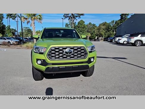 Used 2023 Toyota Tacoma TRD Off-Road image 19