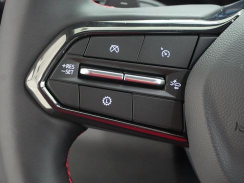 New 2026 Chevrolet Equinox RS w/ Convenience Package III FWD image 21