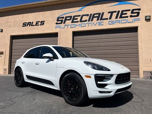 Used 2017 Porsche Macan GTS AWD/4WD image 1