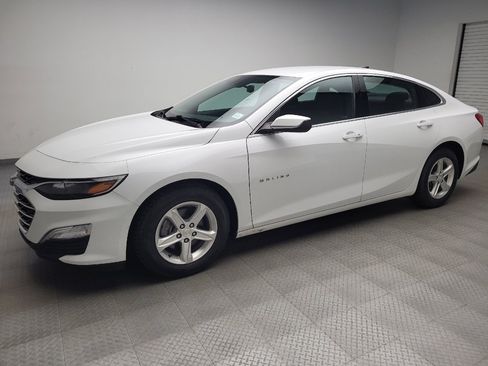 Used 2022 Chevrolet Malibu LS w/ Driver Confidence Package II FWD image 2