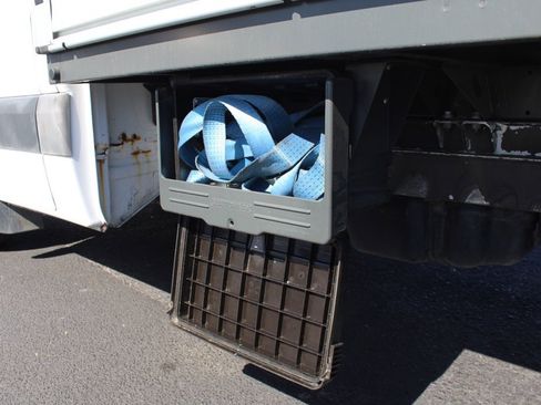 Used 2015 Freightliner Sprinter 3500 image 25