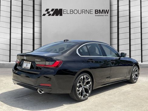 New 2026 BMW 330i Sedan w/ Convenience Package RWD image 4