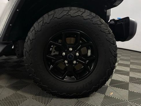 Used 2024 Jeep Wrangler Unlimited AWD/4WD image 12