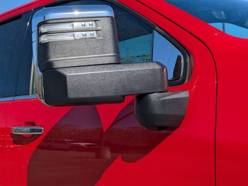 Used 2020 Chevrolet Silverado 2500 LTZ w/ LTZ Premium Package image 12