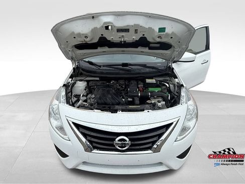 Used 2016 Nissan Versa SV image 19
