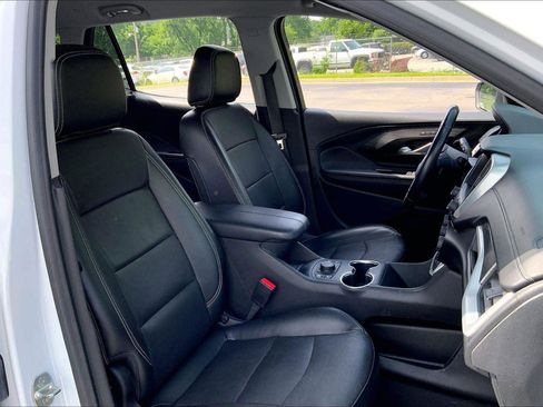 Used 2022 GMC Terrain SLT AWD/4WD image 7