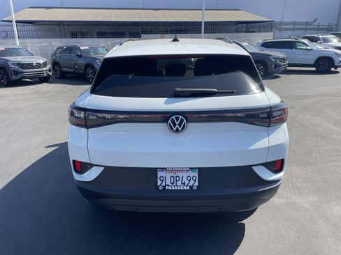 Certified 2023 Volkswagen ID.4 Pro RWD image 4