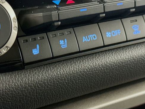 Certified 2024 Toyota Sequoia Limited image 20