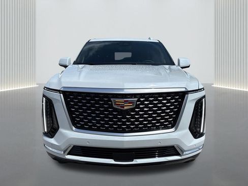 New 2026 Cadillac Escalade Luxury image 2