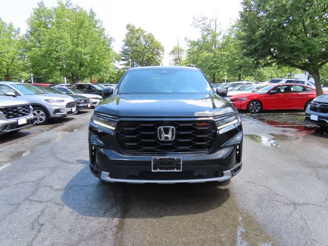Certified 2025 Honda Pilot TrailSport image 6