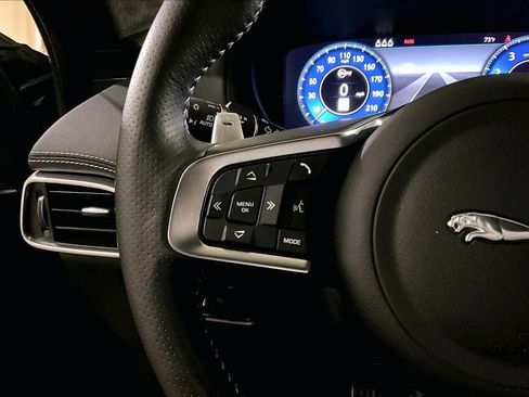 Used 2020 Jaguar F-PACE SVR AWD/4WD image 23