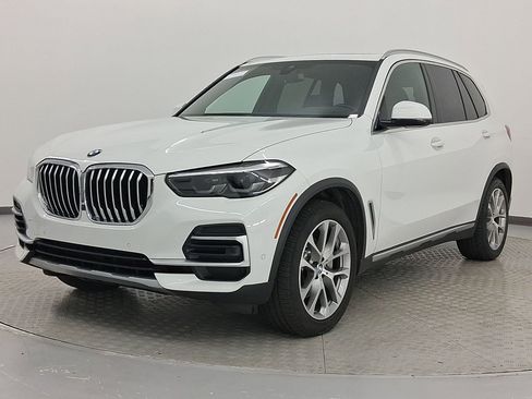 Used 2023 BMW X5 sDrive40i w/ Climate Comfort Package image 1