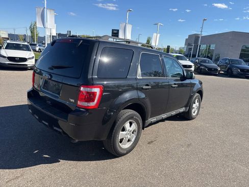 Used 2011 Ford Escape XLT w/ 202A Rapid Spec Order Code AWD/4WD image 4