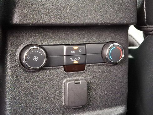 Certified 2019 Ford Explorer XLT w/ Equipment Group 202A image 12