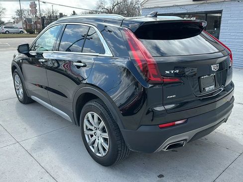 Used 2021 Cadillac XT4 Premium Luxury w/ Cold Weather Package image 7