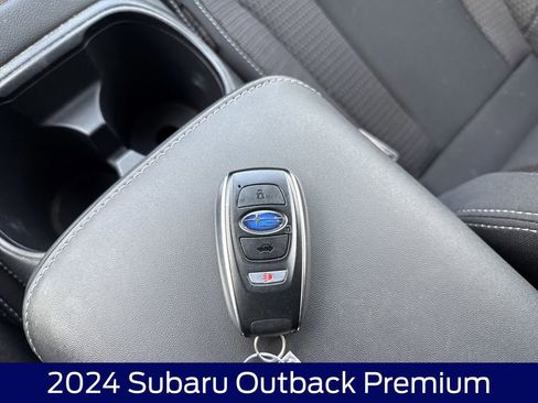Used 2024 Subaru Outback Premium image 28