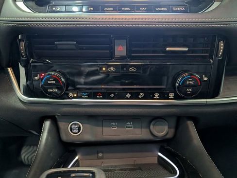 Used 2023 Nissan Rogue Platinum w/ Platinum Premium Package image 22