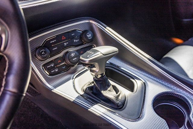 Used 2016 Dodge Challenger SRT Hellcat RWD image 36