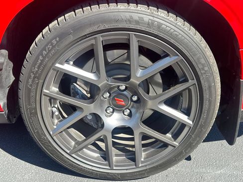 Used 2016 Dodge Challenger R/T Scat Pack RWD image 26