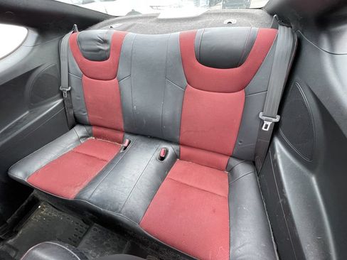 Used 2012 Hyundai Genesis 2.0T RWD image 15