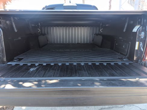 Used 2022 Toyota Tacoma SR5 w/ Technology Package image 31