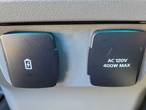 Used 2023 Ford F150 XLT w/ Equipment Group 302A High image 16