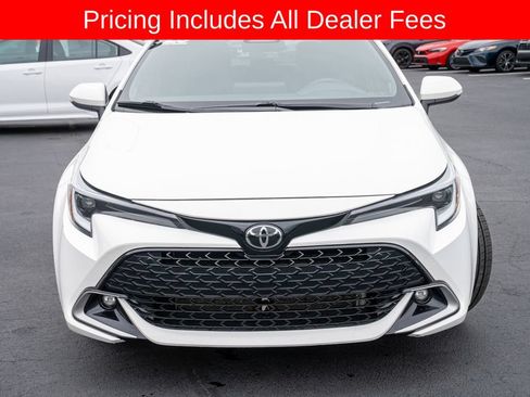 Certified 2025 Toyota Corolla XSE FWD image 2