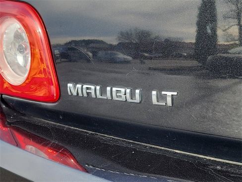 Used 2011 Chevrolet Malibu LT w/ Power Convenience Package image 5