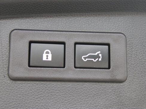 Used 2021 Subaru Outback Touring XT image 27