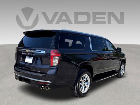 Used 2023 Chevrolet Suburban Premier image 19