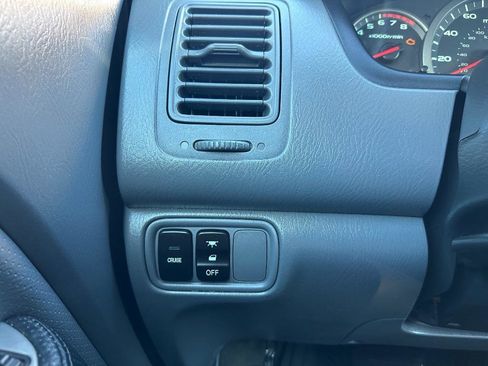 Used 2004 Honda Pilot EX image 10