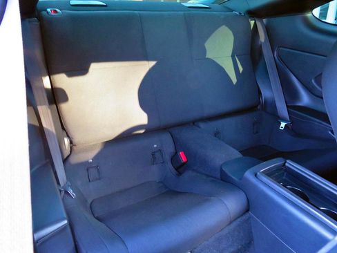 Used 2022 Toyota GR86 RWD image 14