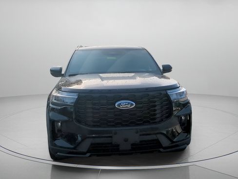 New 2026 Ford Explorer ST-Line w/ ST-Line Street Pack RWD image 8
