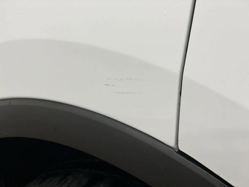 Used 2016 Ford Explorer XLT w/ Equipment Group 202A image 32