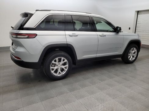 Used 2022 Jeep Grand Cherokee Limited RWD image 10