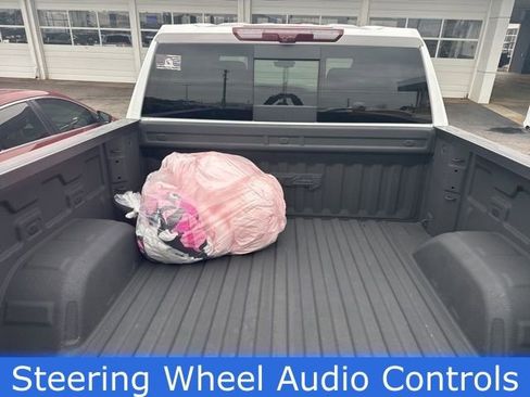 Used 2024 GMC Sierra 1500 AT4 w/ Technology Package image 21