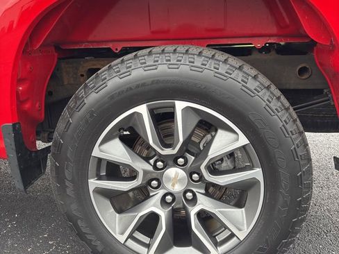 Used 2023 Chevrolet Silverado 1500 LT image 15