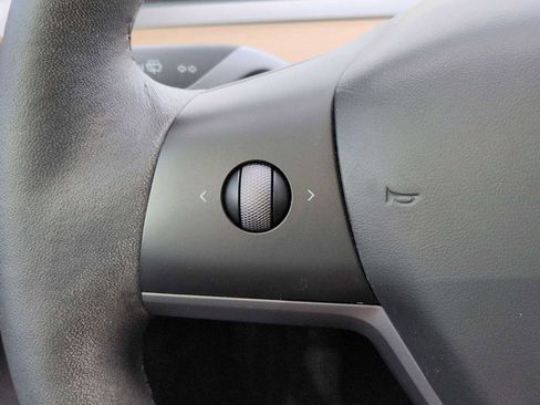 Used 2023 Tesla Model 3 Standard Range RWD image 25