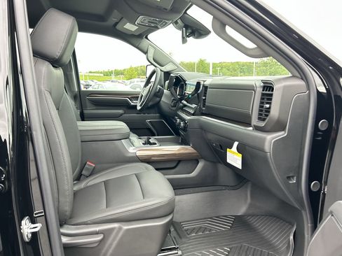 New 2026 Chevrolet Silverado 3500 LT w/ Trail Boss Package AWD/4WD image 15