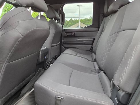 Used 2025 Toyota Tacoma SR5 AWD/4WD image 7