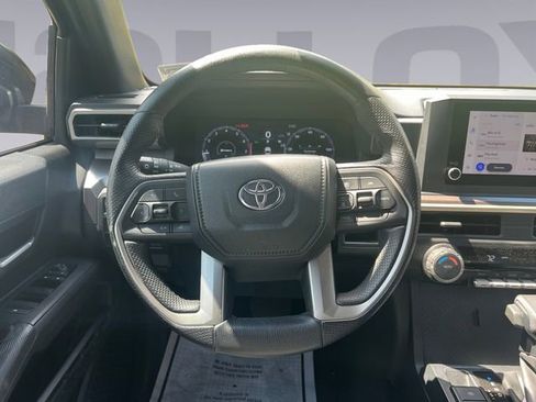 Used 2024 Toyota Tacoma TRD Off-Road AWD/4WD image 13