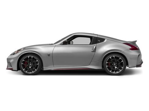 Used 2016 Nissan 370Z NISMO RWD image 6