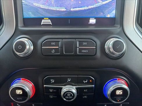 Used 2021 GMC Sierra 1500 Elevation image 28