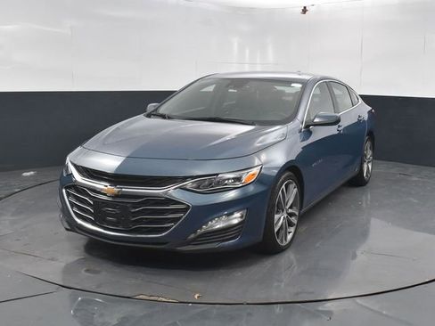 Used 2024 Chevrolet Malibu LT image 3