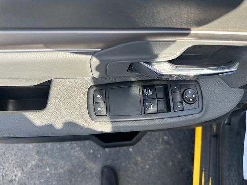 Used 2018 RAM 2500 Tradesman w/ Power Accessory Group image 20