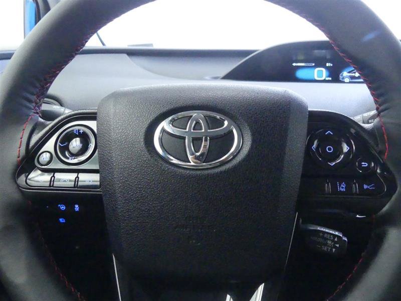 Used 2020 Toyota Prius LE AWD/4WD image 13